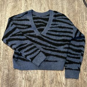 Victoria’s Secret PINK Blue V-neck Sweater